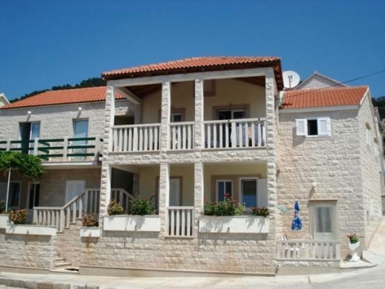 Eni Apartments Bol Exterior foto